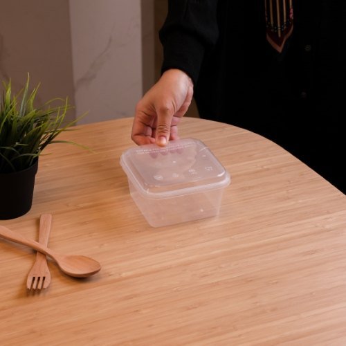 Felton FSQ750 clear square food container, 750mL, 135 × 135 × 73 mm